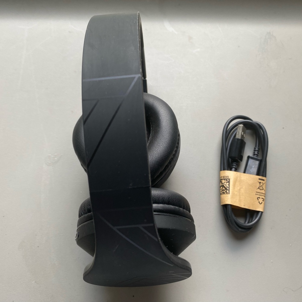 PowerLocus P2 Wireless Headphones